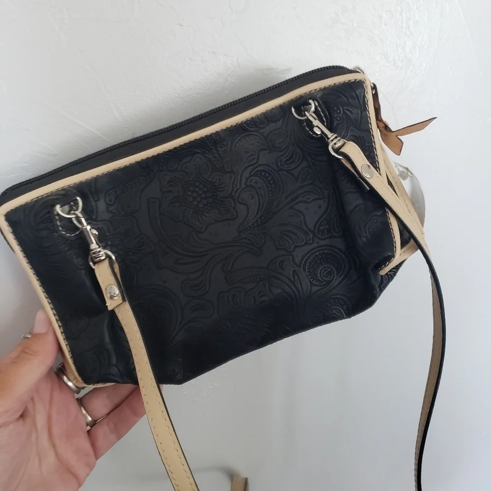 Buffalo Gal Handbags NWT Vintage 2004 Tooled Crossbody Bag Black Tan Western